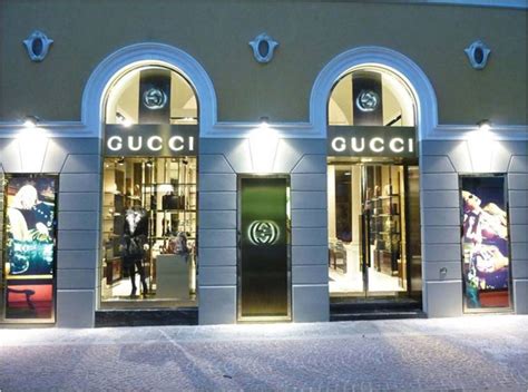 Gucci, Varese .